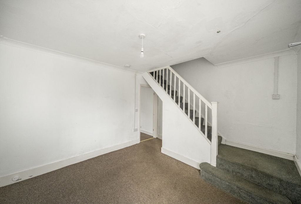 Property photo 2 of 10 1282101 (11).Jpg