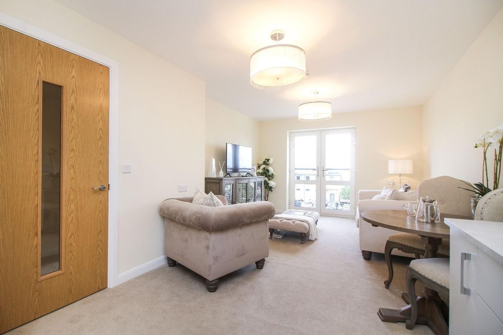 Property photo 3 of 15 Img_0570.Jpg