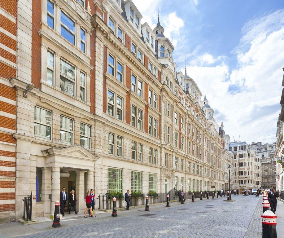 Property photo 1 of 8 Serviced Office To Rent In New Broad Street, Londo