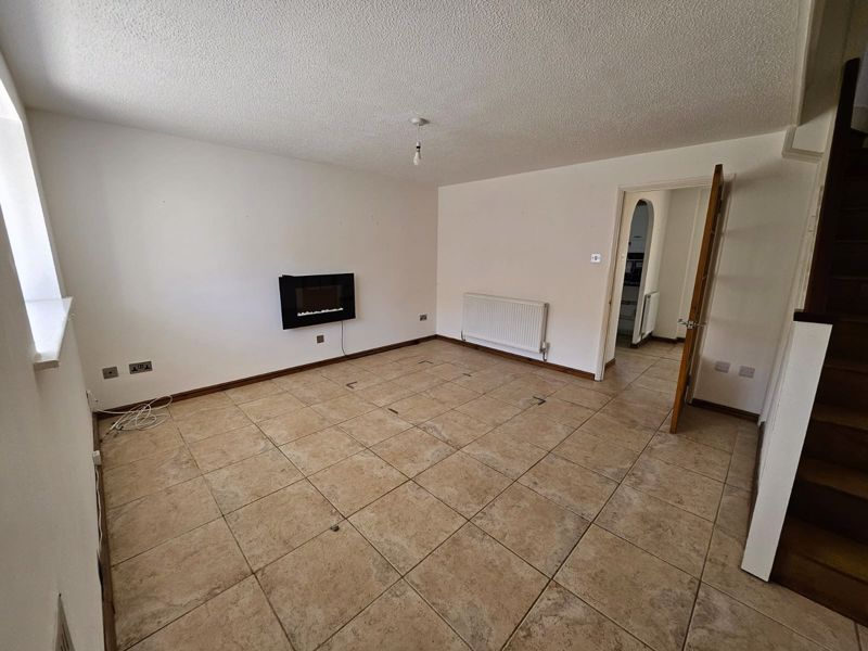 Property photo 2 of 11 Photo 6