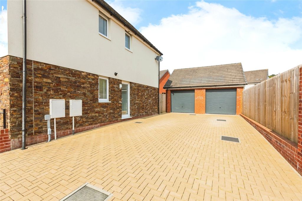 Property photo 3 of 19 Picture No. 34