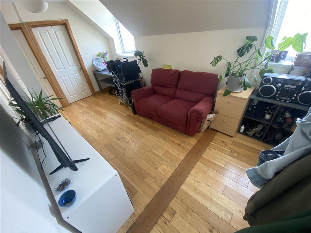 Property photo 3 of 7 Img_3295[1].Jpg