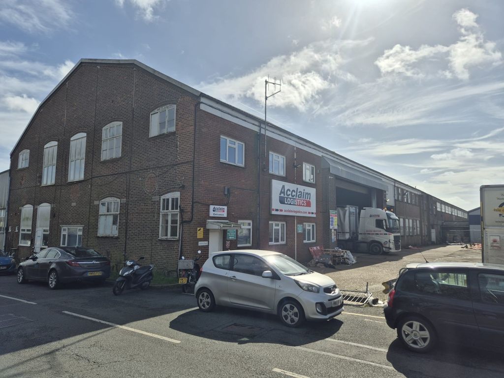 Property photo 2 of 2