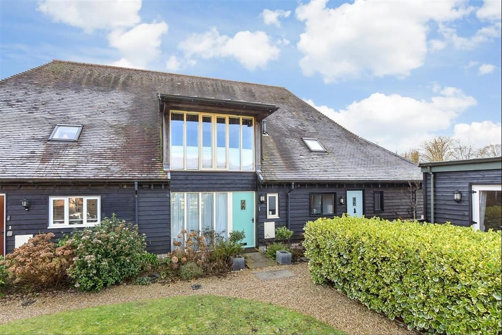 Property photo 1 of 16 External Web