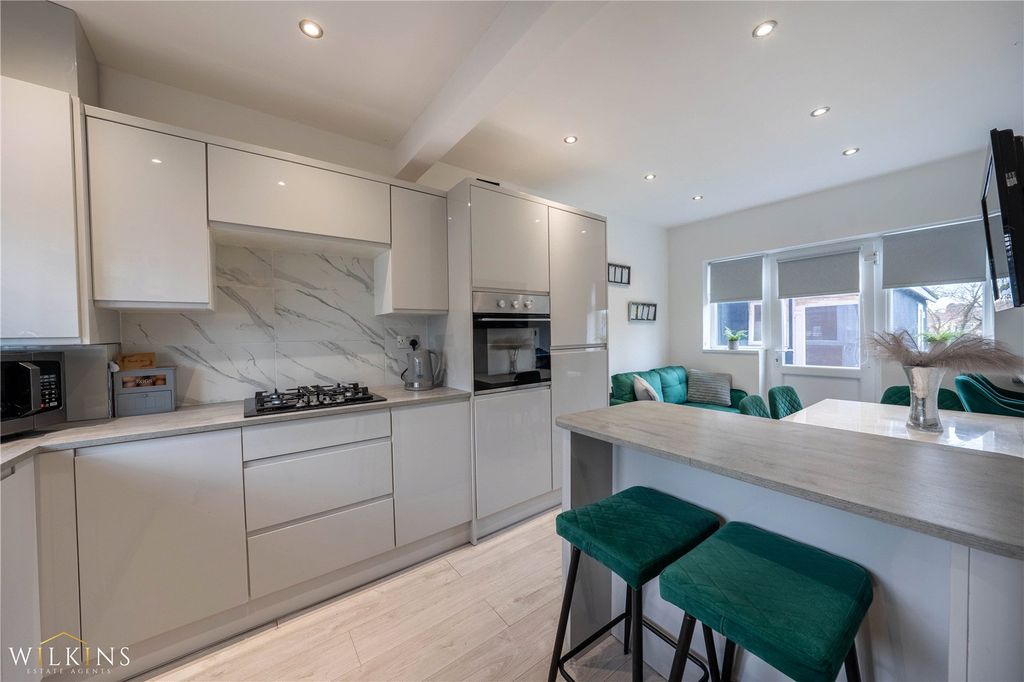 Property photo 2 of 26 Picture No. 45