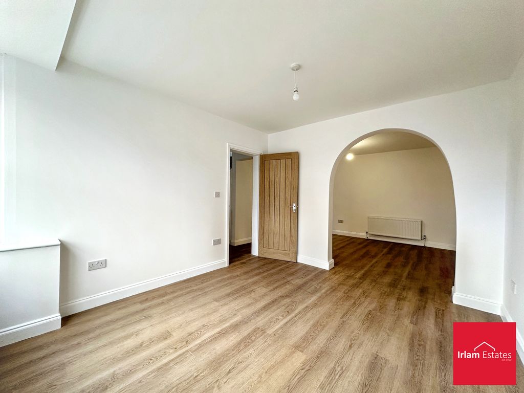 Property photo 3 of 12 Img_1557