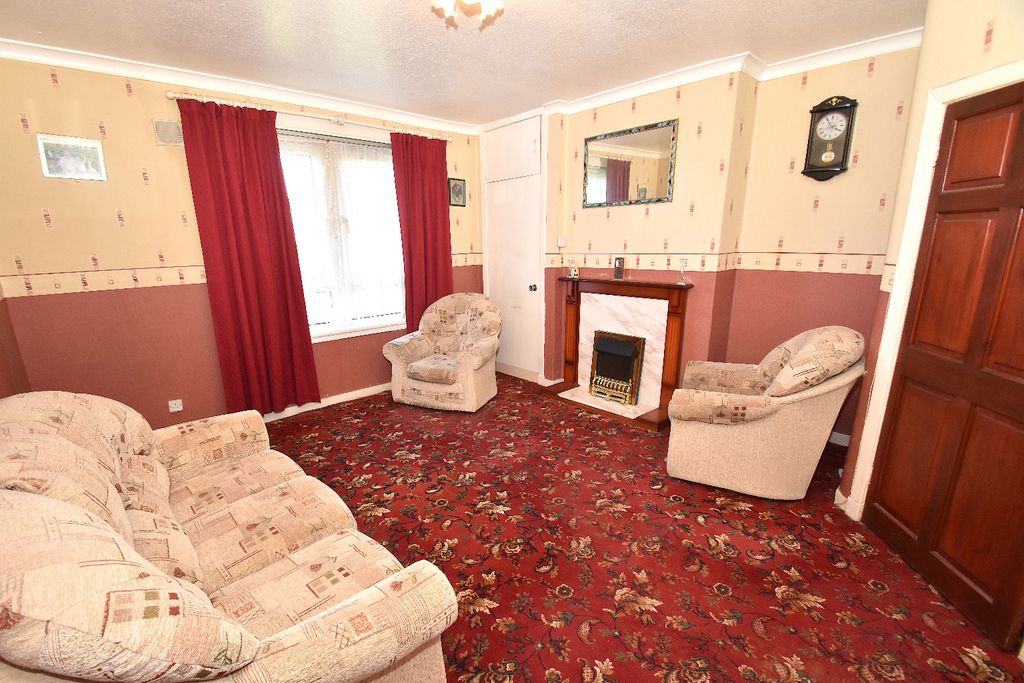 Property photo 2 of 17 5185323