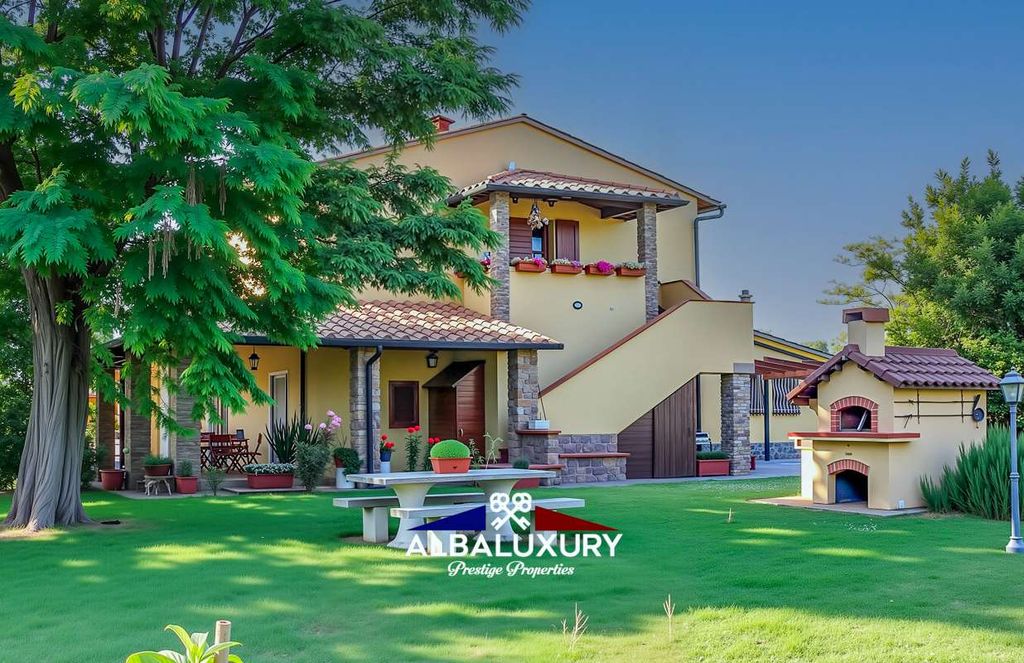 Property photo 3 of 34