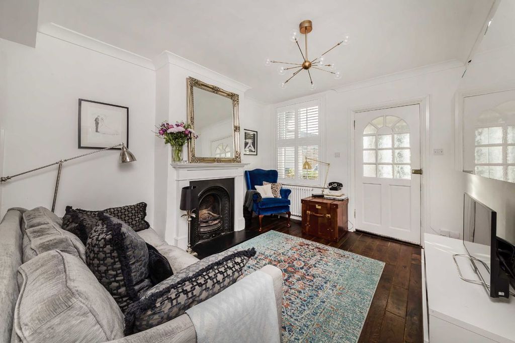Property photo 2 of 7