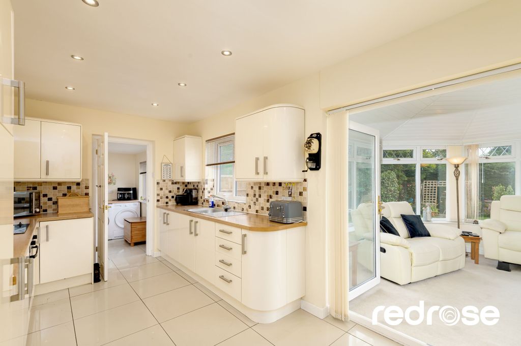 Property photo 3 of 18 Web_401 Croston Rd-17
