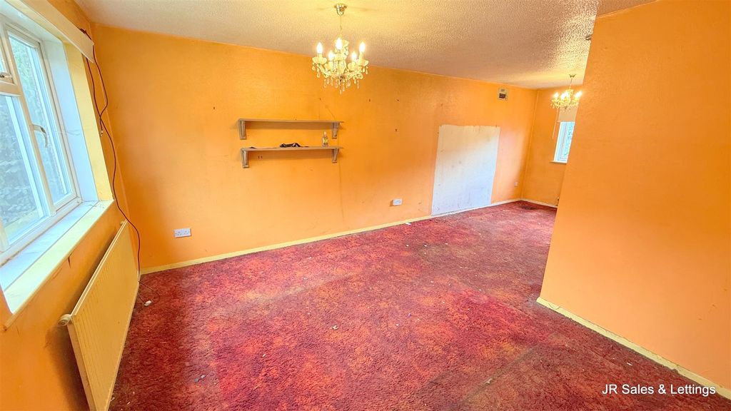 Property photo 2 of 12 Img_5935.Jpg