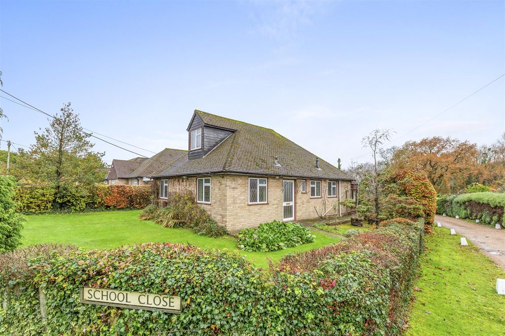 Property photo 1 of 15 Merano, School Close, Cryers Hill Hp15 6Jx-15.Jpg