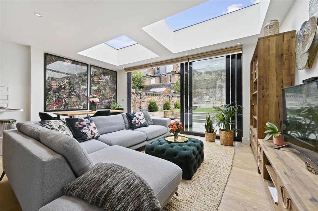 Property photo 1 of 16 Bcfbl -  Loftus Road - Receptionc3-1.Jpg