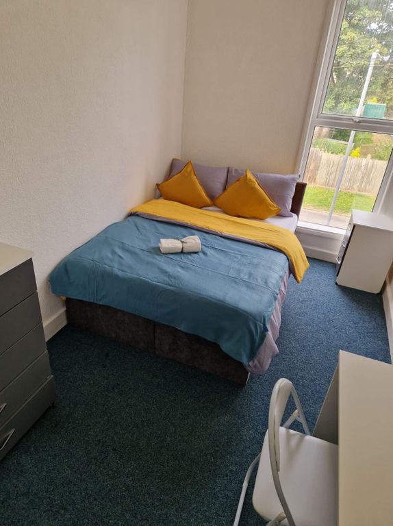 Property photo 1 of 4