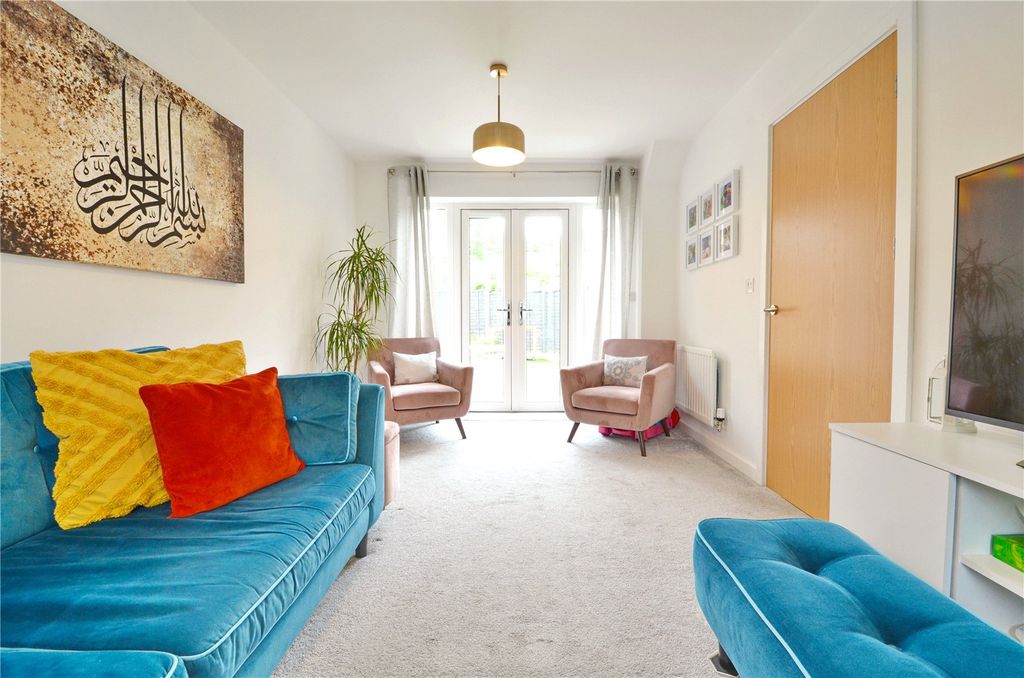 Property photo 2 of 15 Picture No. 03