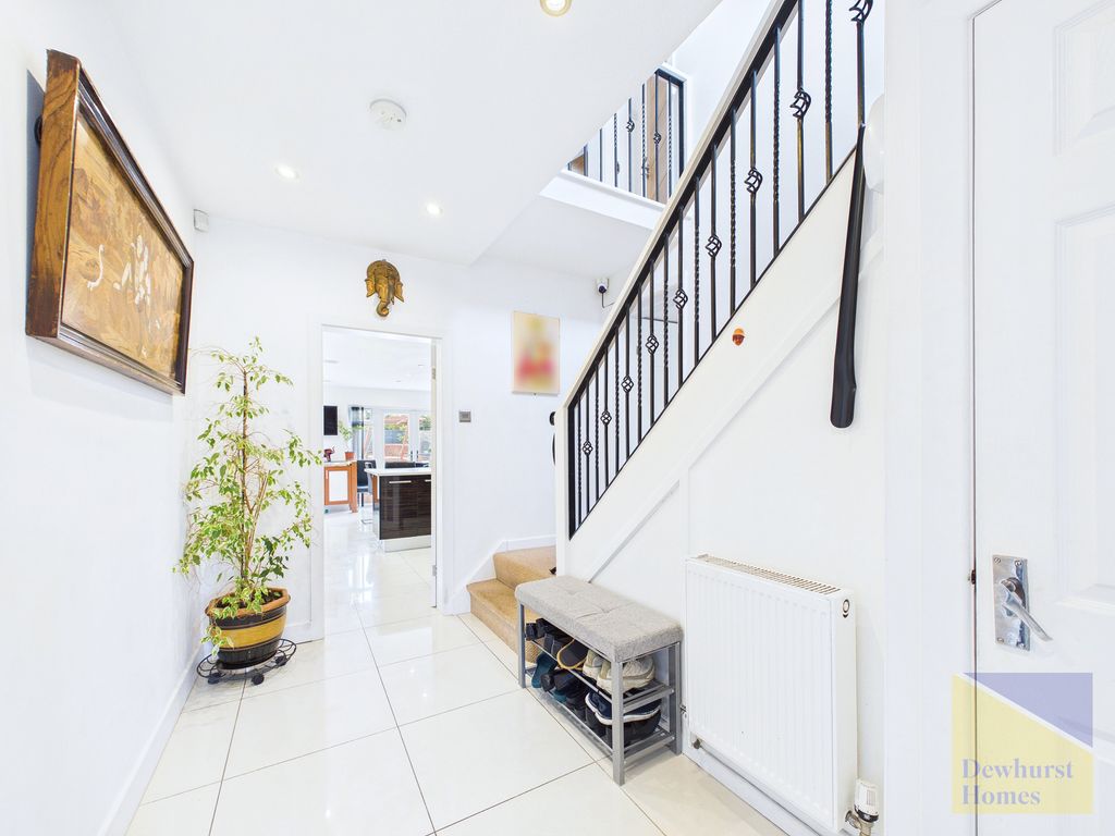 Property photo 3 of 38