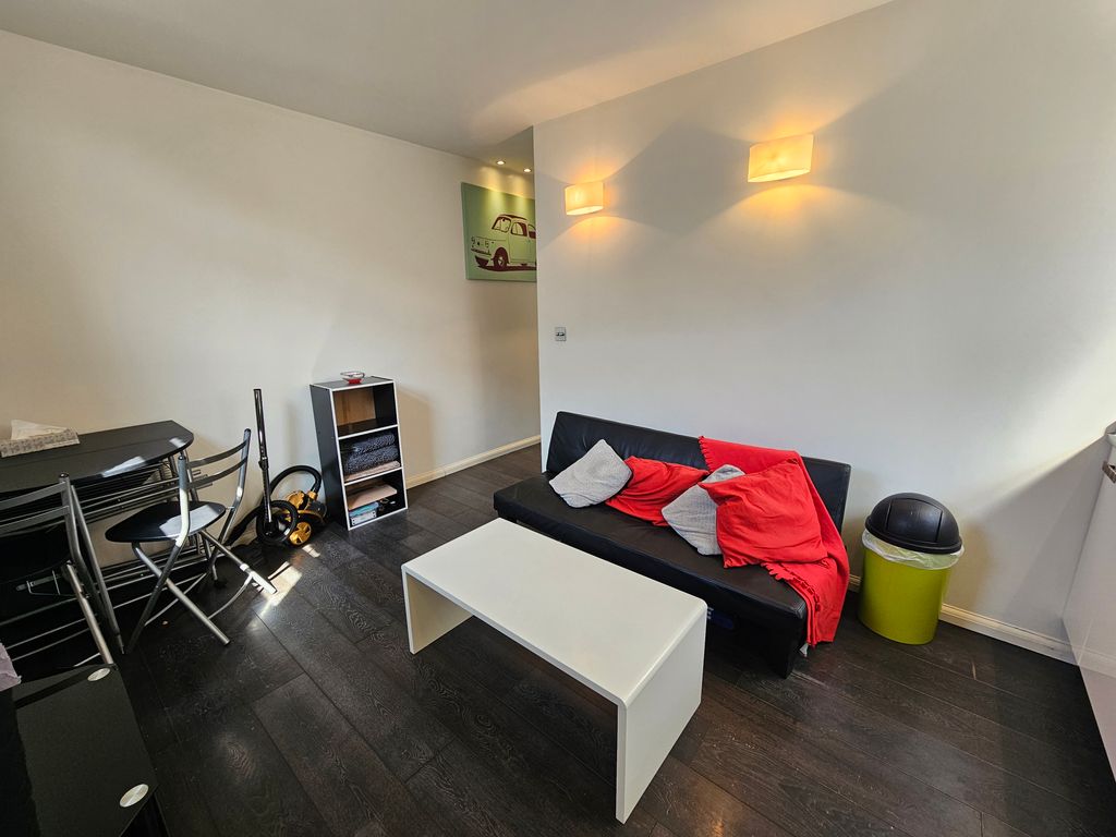 Property photo 2 of 5
