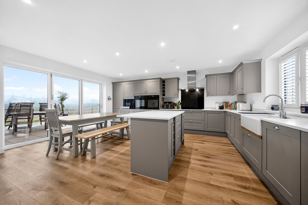 Property photo 1 of 27 Kitchen