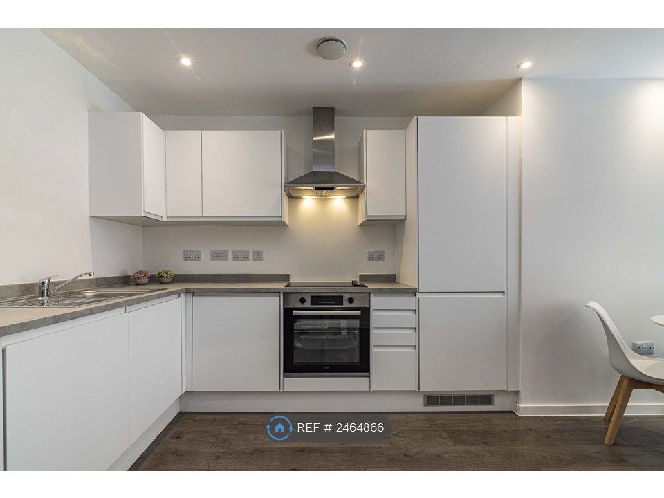 Property photo 2 of 11