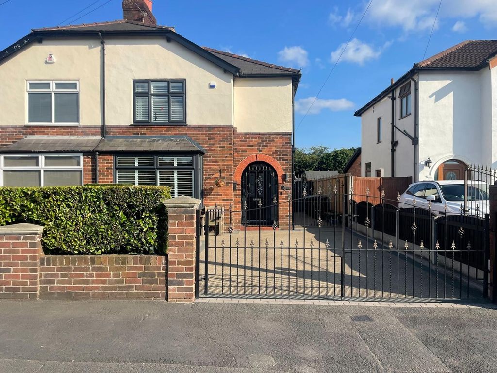 Property photo 1 of 38
