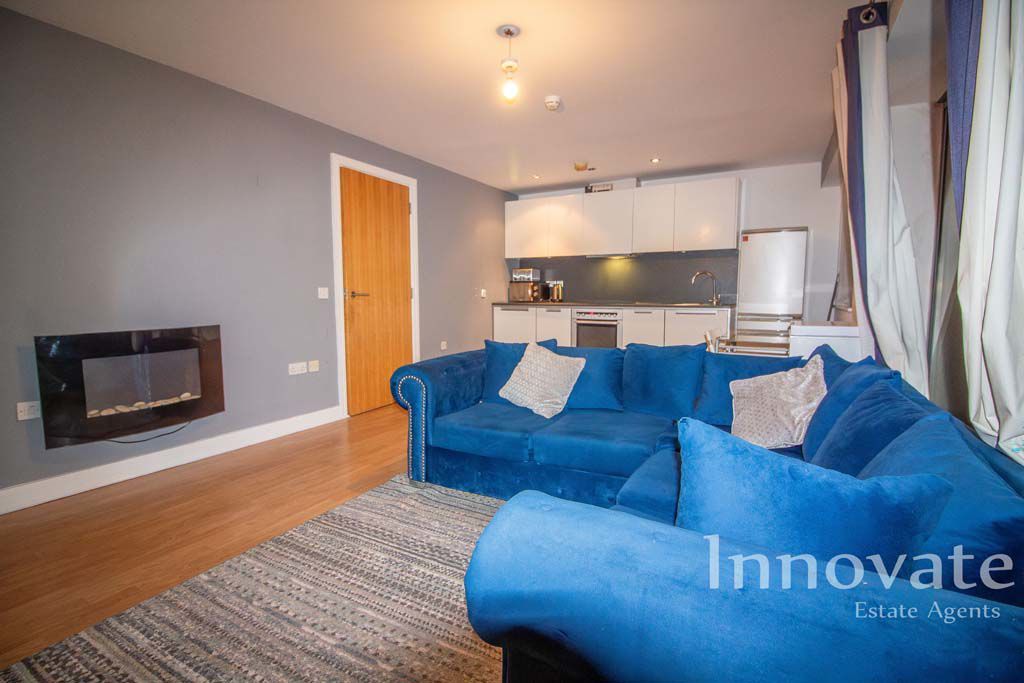 Property photo 3 of 8 Photo 9