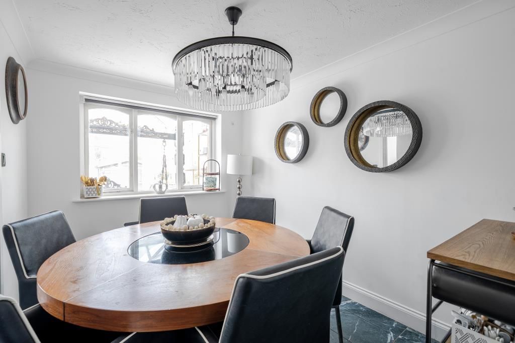 Property photo 3 of 24 Dining Area