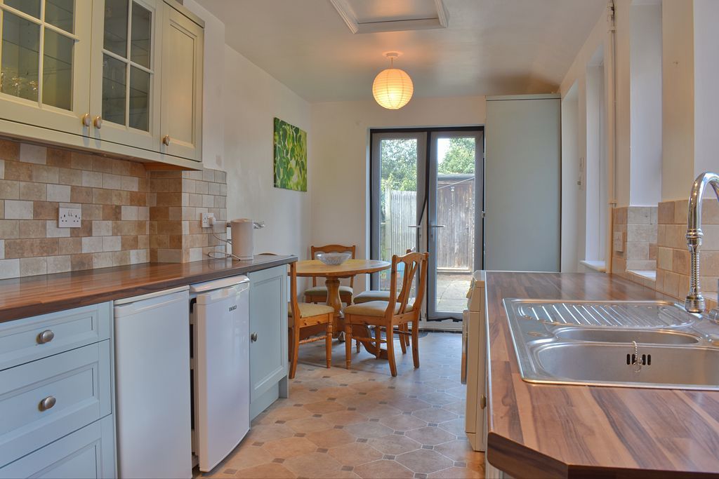 Property photo 2 of 11 Photo 5