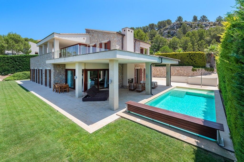 Property photo 1 of 20 Exterior And Pool (2)