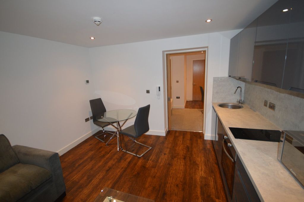 Property photo 3 of 7 Picture No. 04