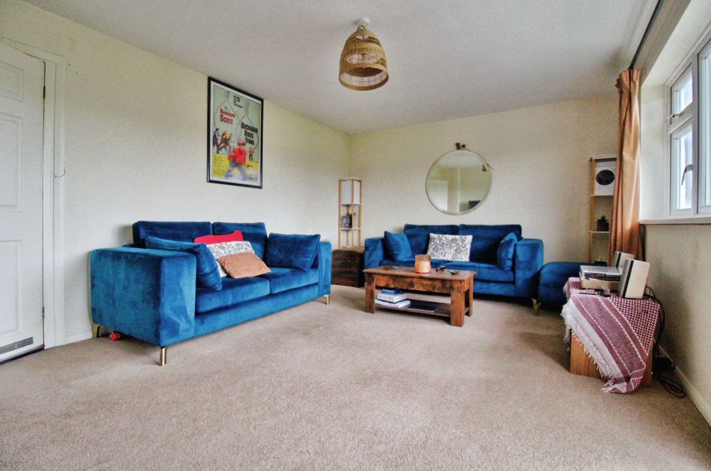 Property photo 2 of 16 10