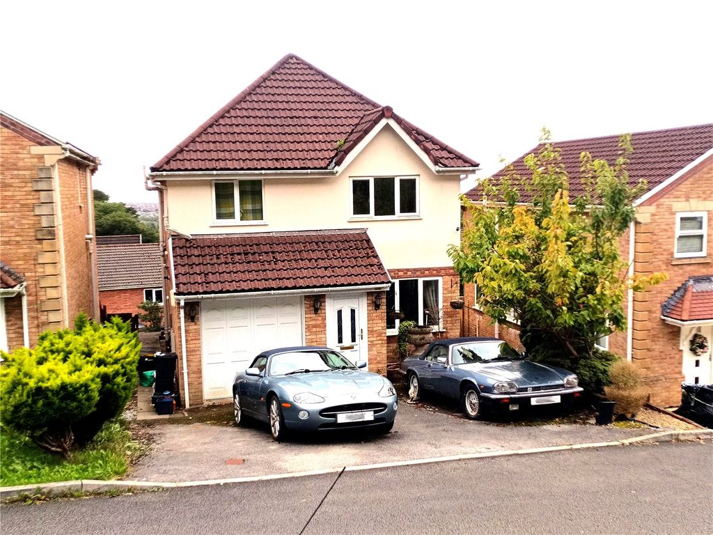 Property photo 1 of 19 Picture No. 35