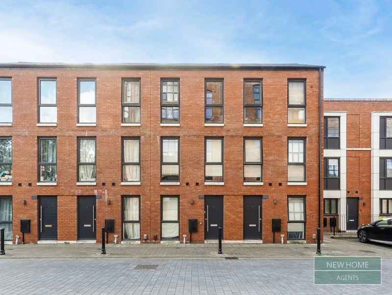 Property photo 1 of 10 Photo 10