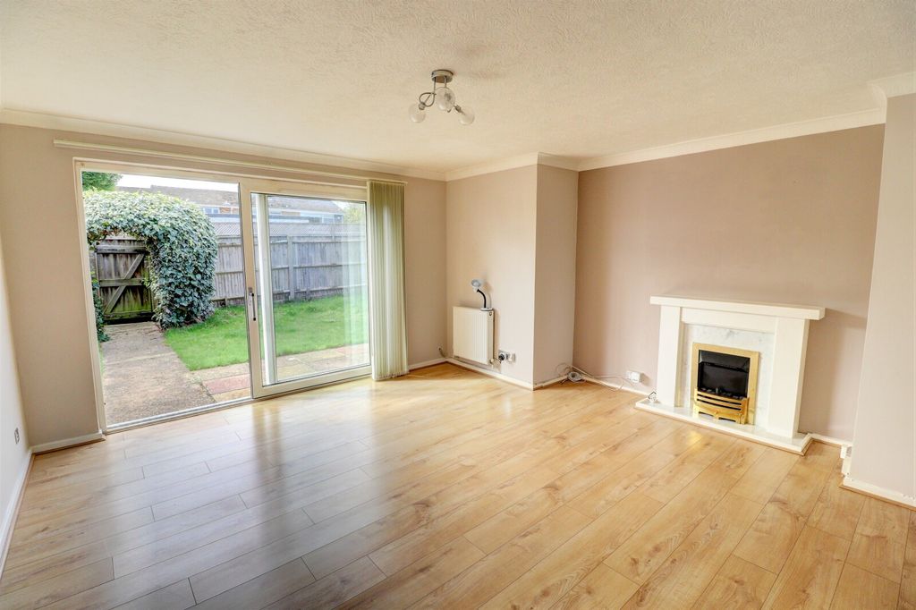 Property photo 2 of 10 Picture No. 02