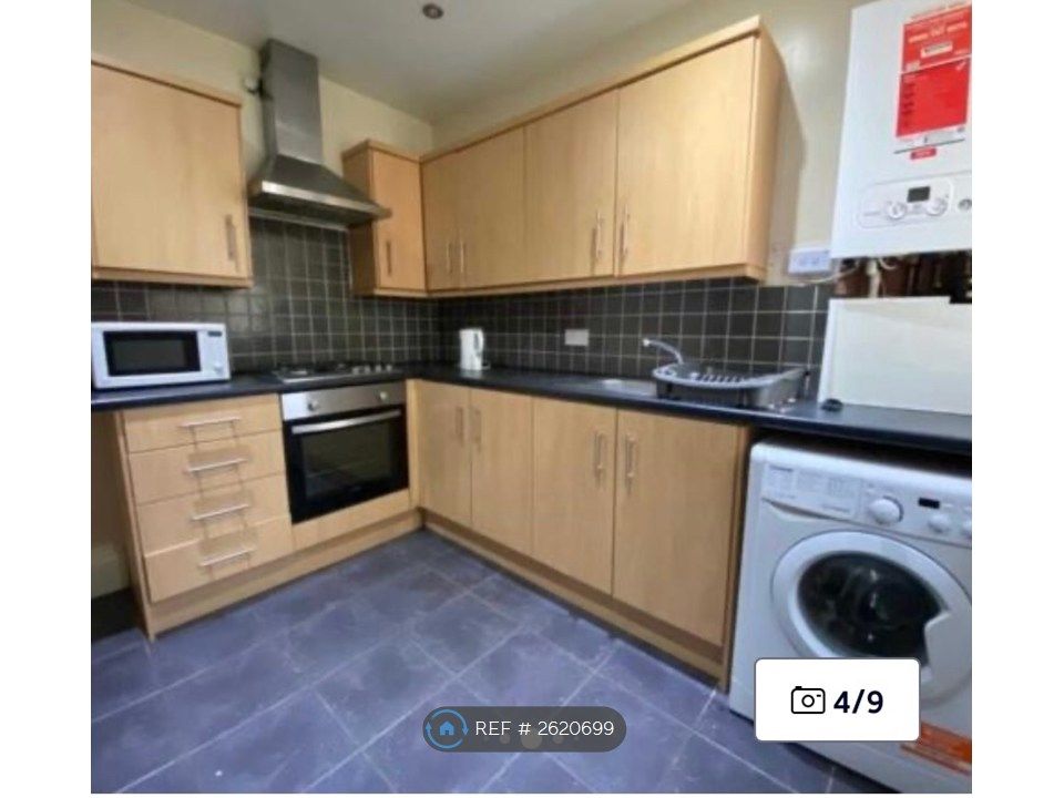 Property photo 3 of 14