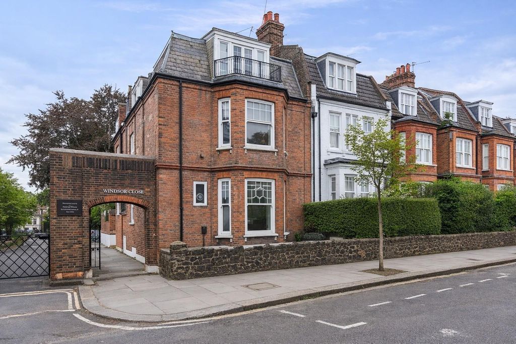 Property photo 3 of 6