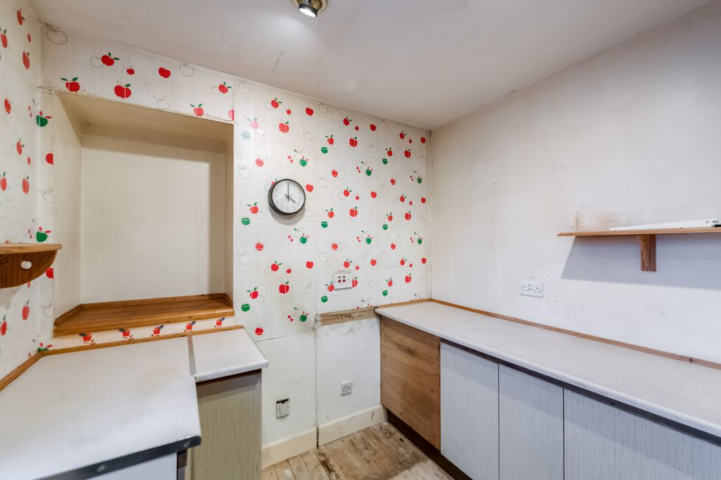 Additional image 4 of 2 bed flat for saleEast High Street, Crieff PH7