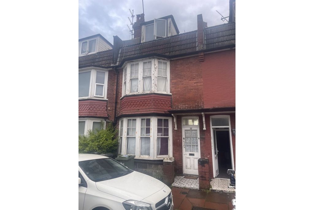 Property photo 1 of 1