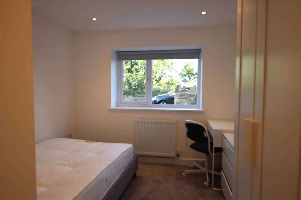 Property photo 2 of 18 Picture No. 03