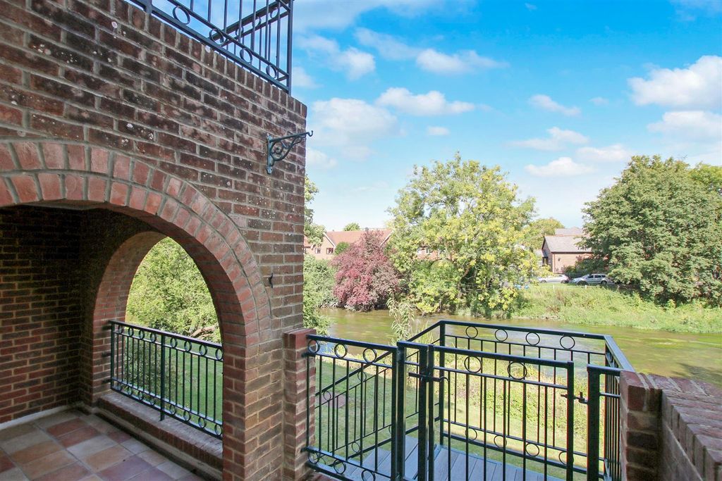 Property photo 3 of 16 Both Balconydp.Jpg