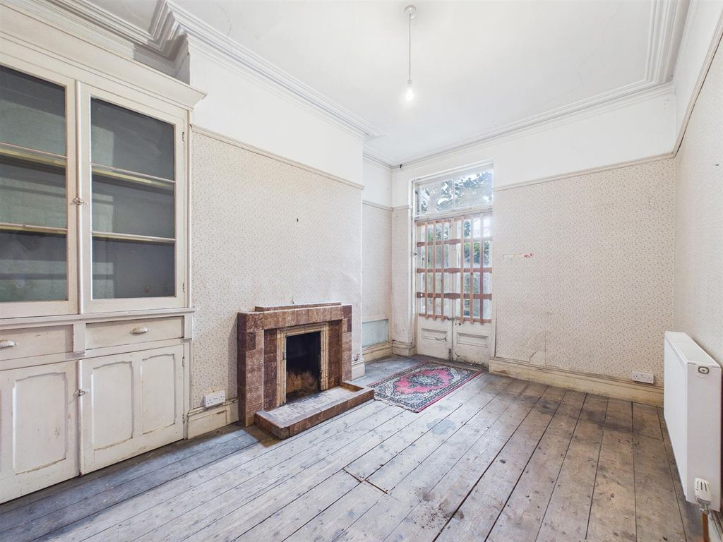 Property photo 3 of 17 3 - Terraced House For Auction, Montpelier, Bristo