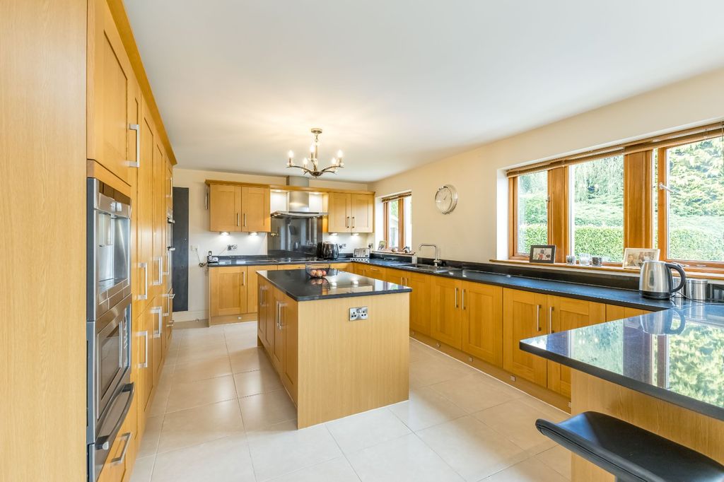 Property photo 3 of 51 Kitchen