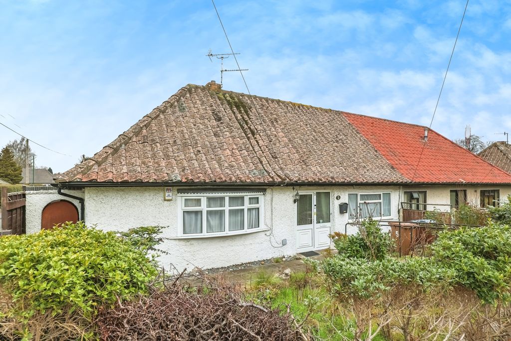 Property photo 3 of 18 Front