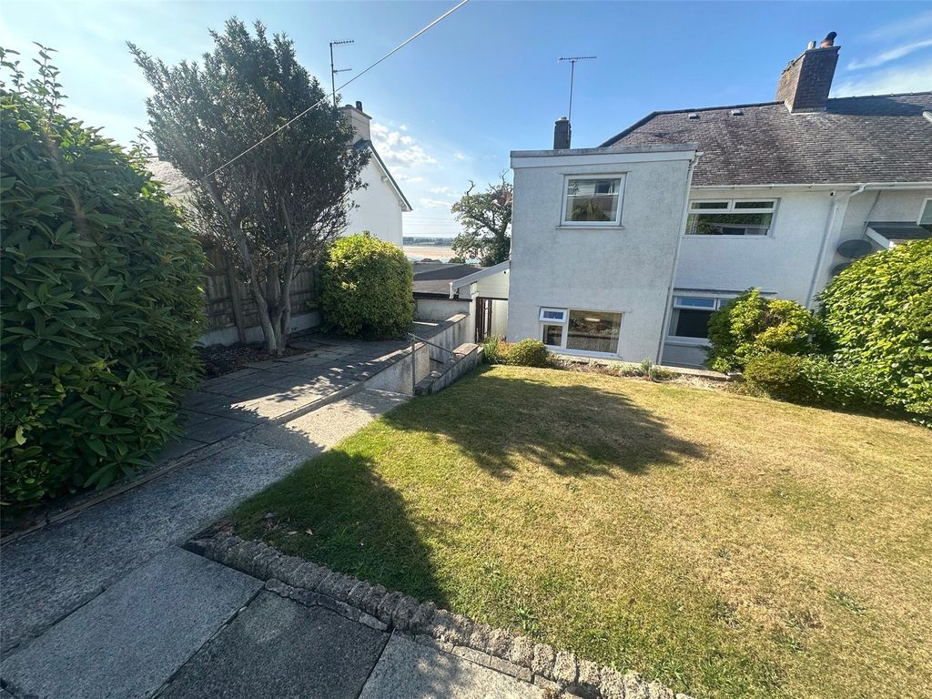 Property photo 2 of 27 Picture No. 03