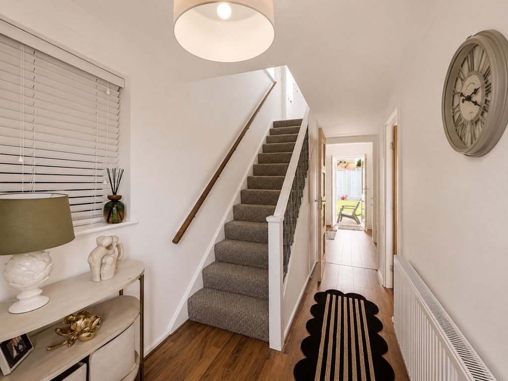 Property photo 2 of 15 5175242