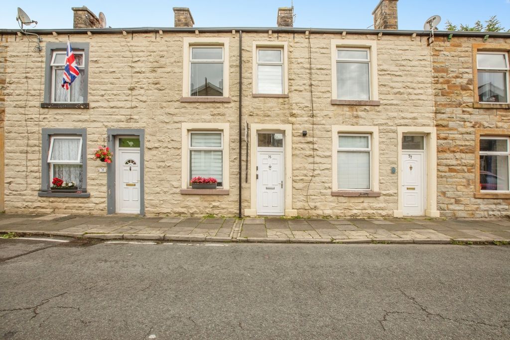Property photo 1 of 18 Pbox-Img.Jpg