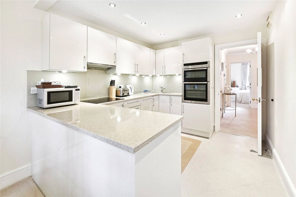 Property photo 3 of 13 Kitchen
