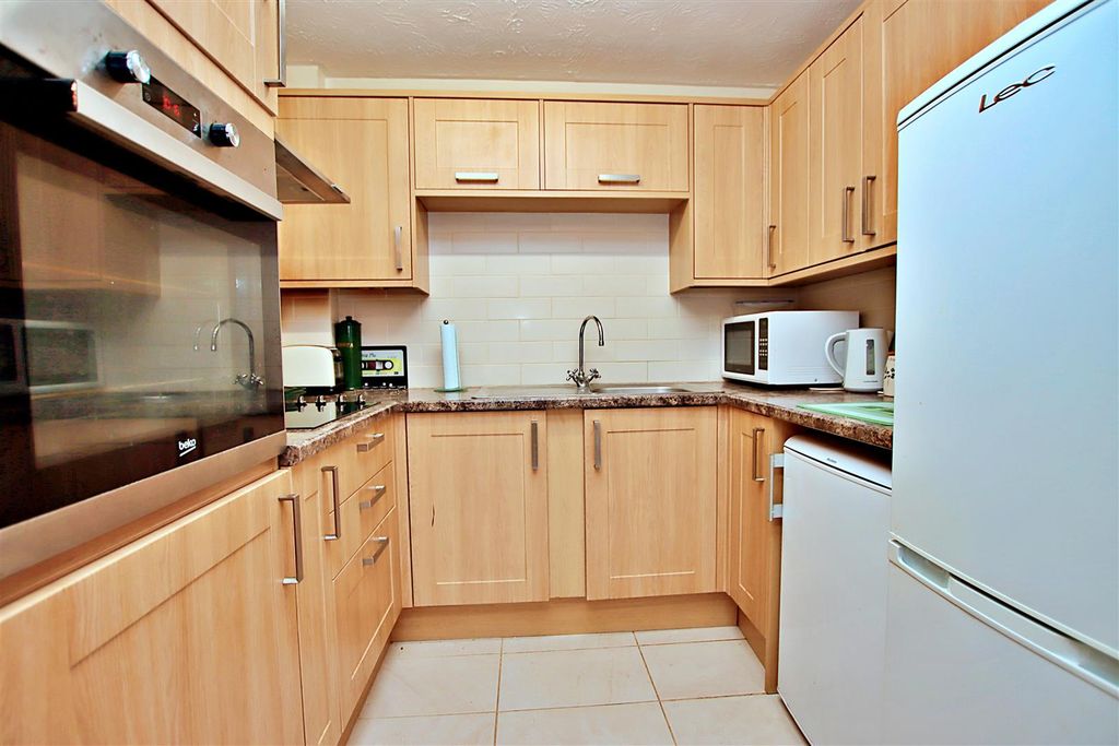 Property photo 2 of 6 Img_8548.Jpg