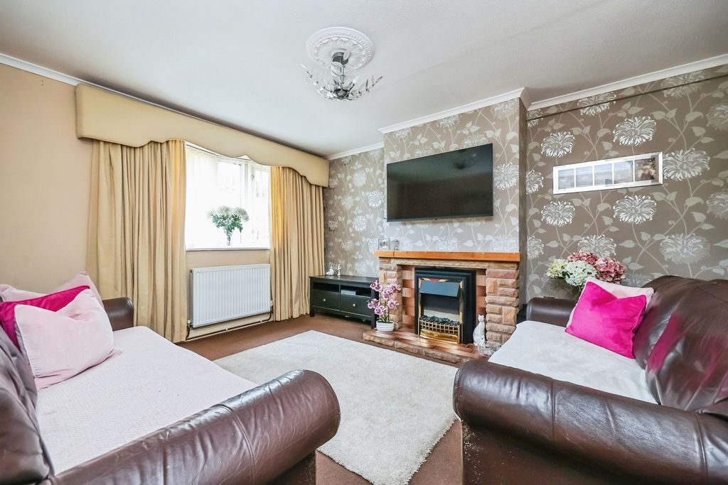 Property photo 2 of 15 Pbox-Img.Jpg