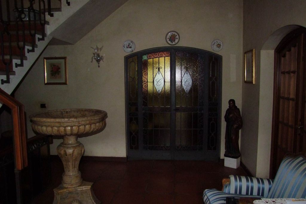 Property photo 3 of 30