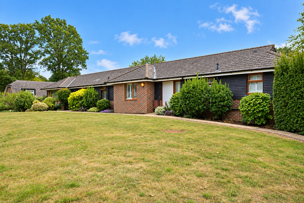 Property photo 1 of 6 Outside